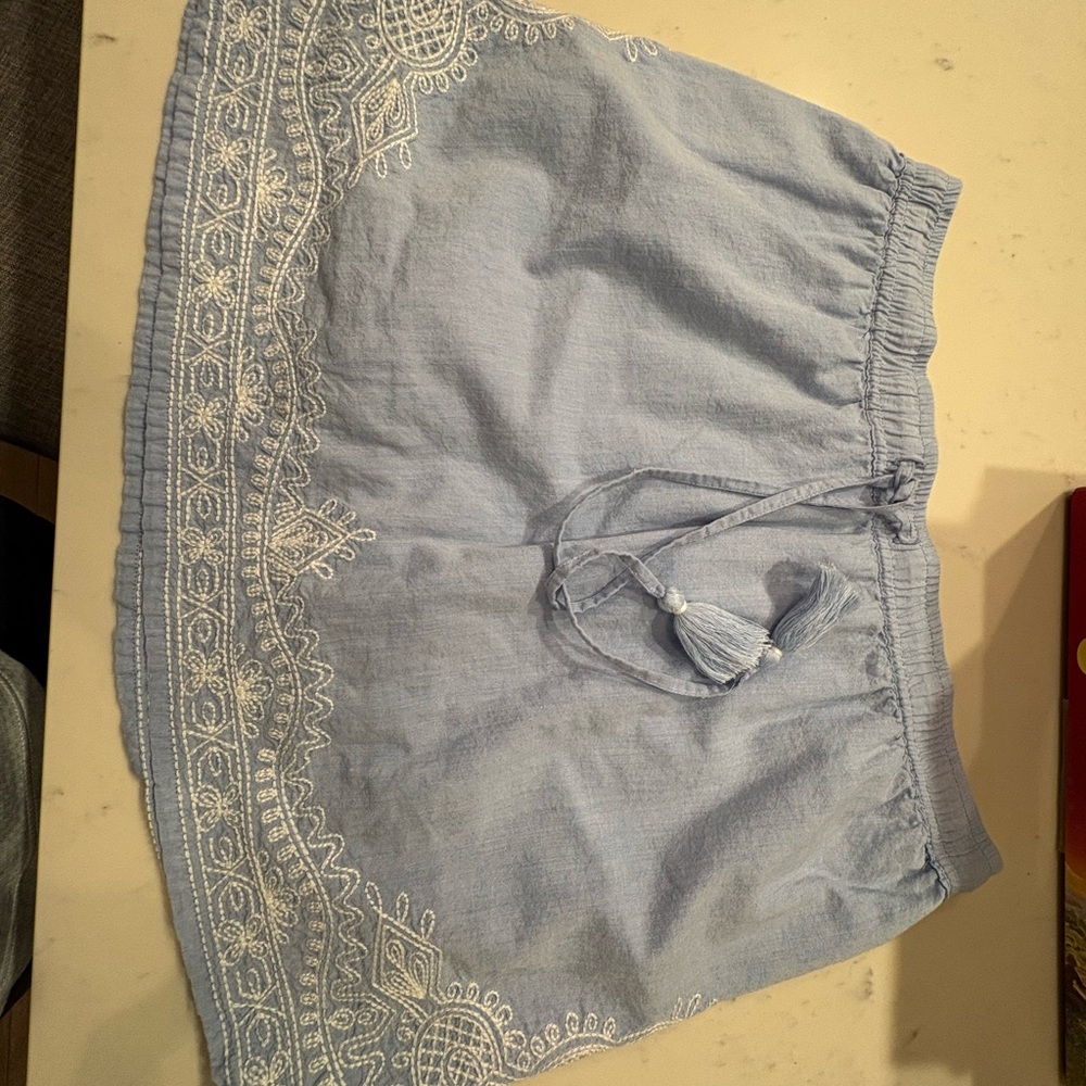 Vineyard Vines Sky Blue Skirt with White Details